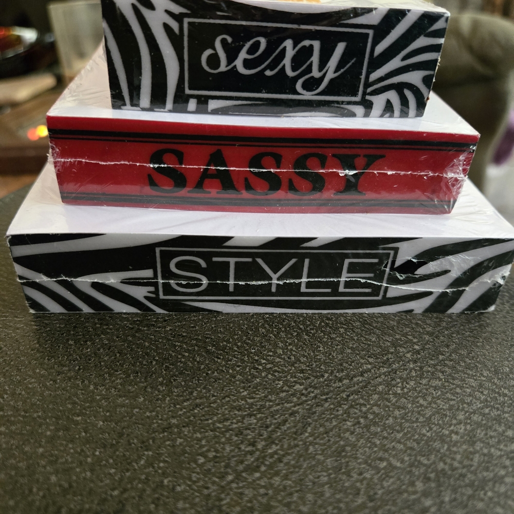 Sassy Style Notepad Set - Picture 3 of 5